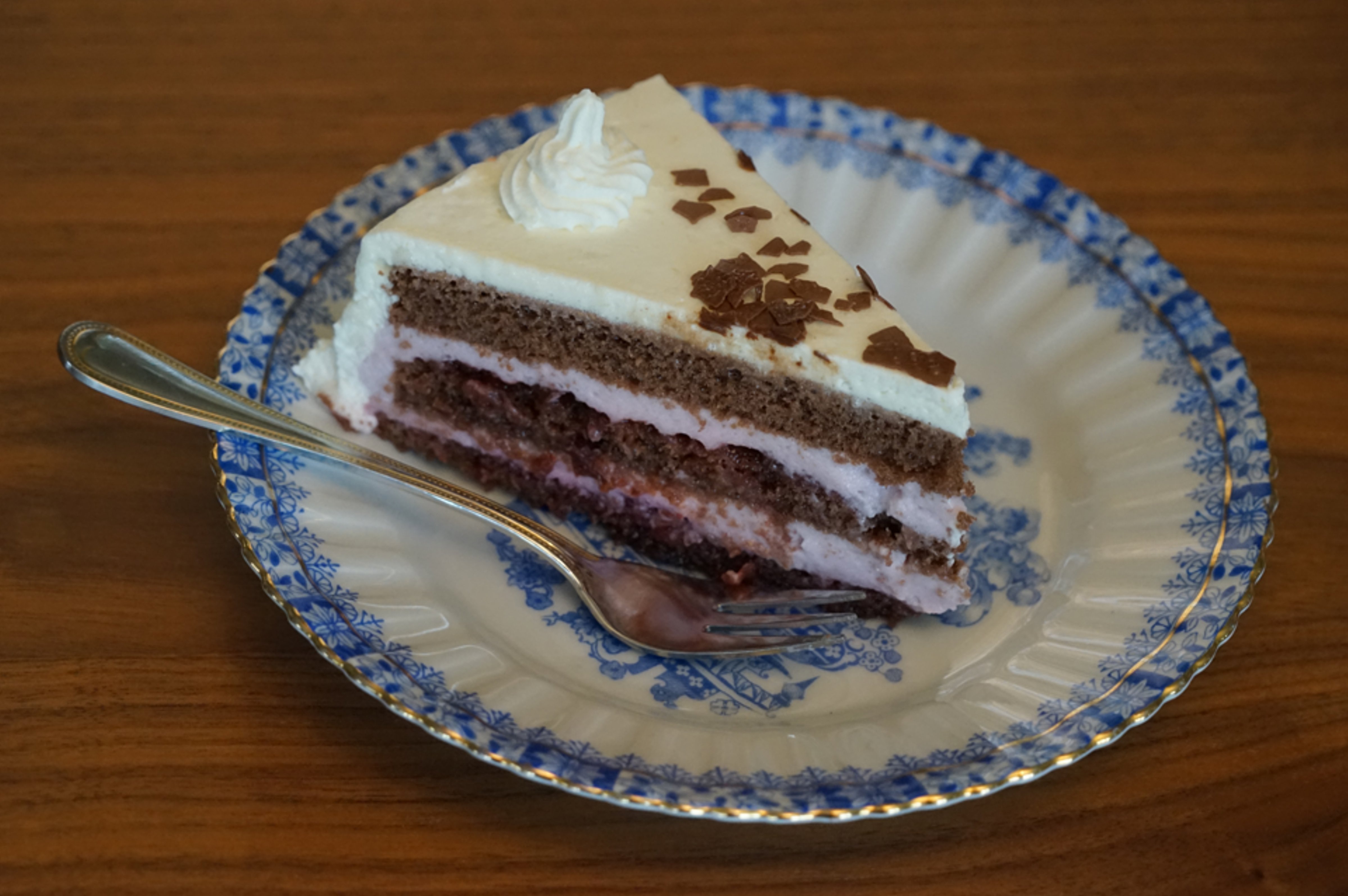 Kirsch-Joghurttorte Schwarzwälder Art