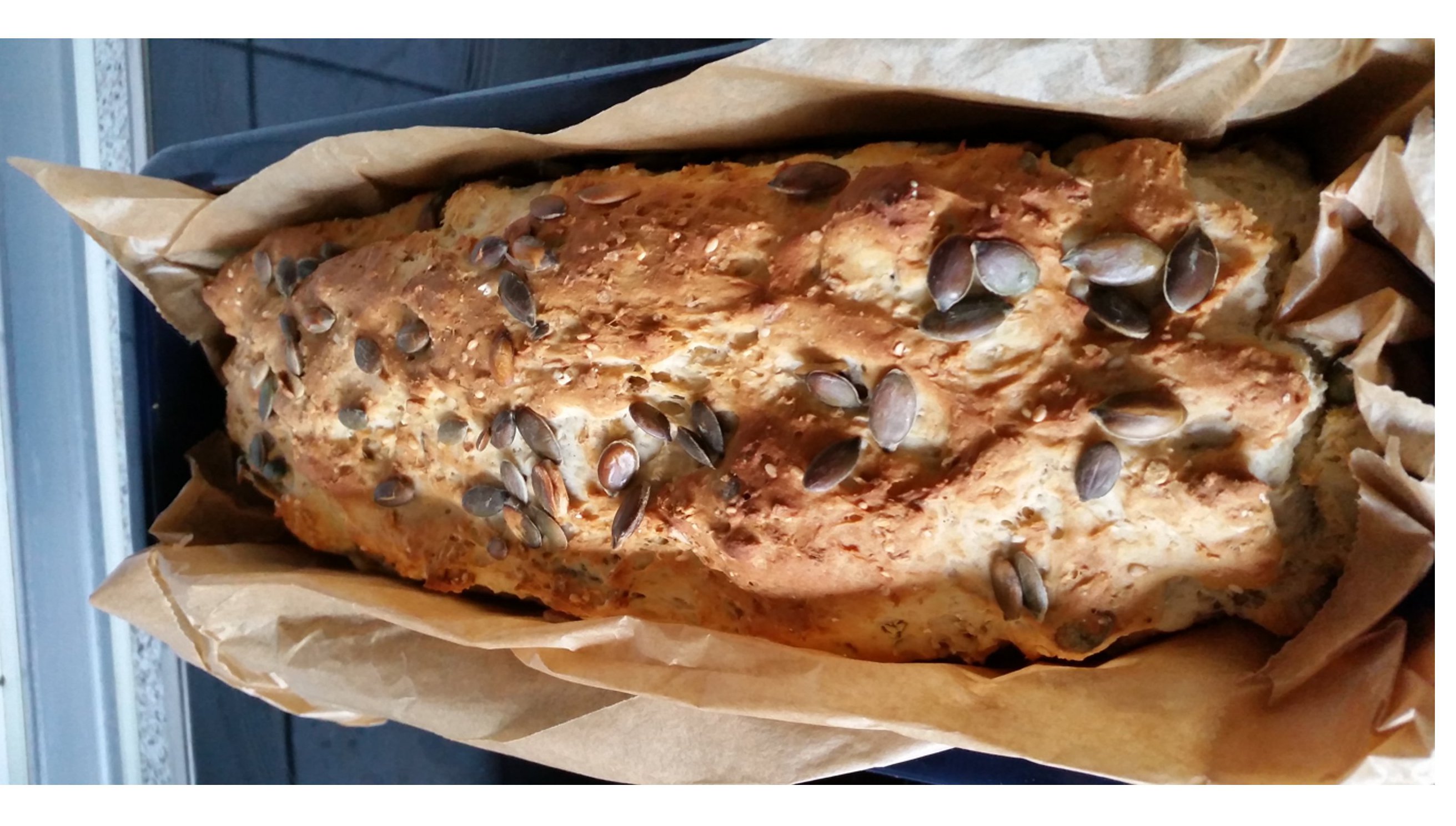 körniges Joghurtbrot